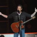 Blake To Host Kids Choice Awards (VIDEO)