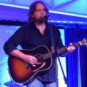 Premiere: Hear Hayes Carll’s “Girl With the Dirty Hair” From New Tribute Album